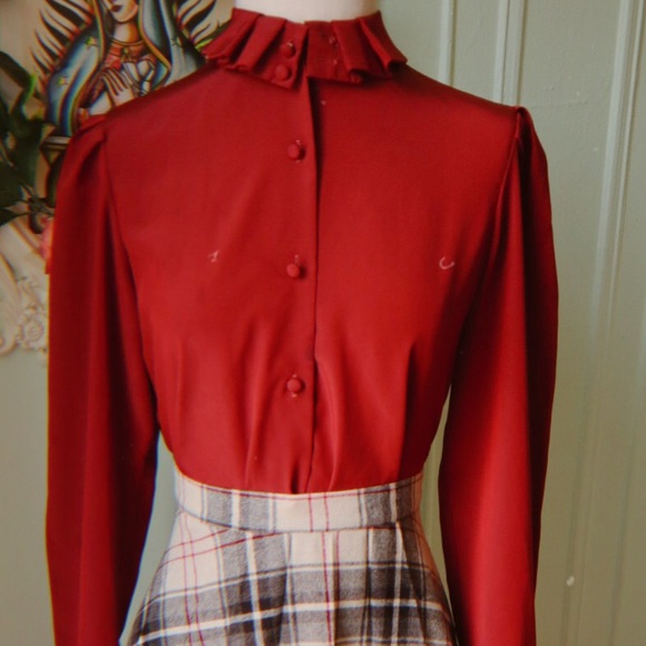Vintage Tops - Vintage pleated collar burgundy blouse